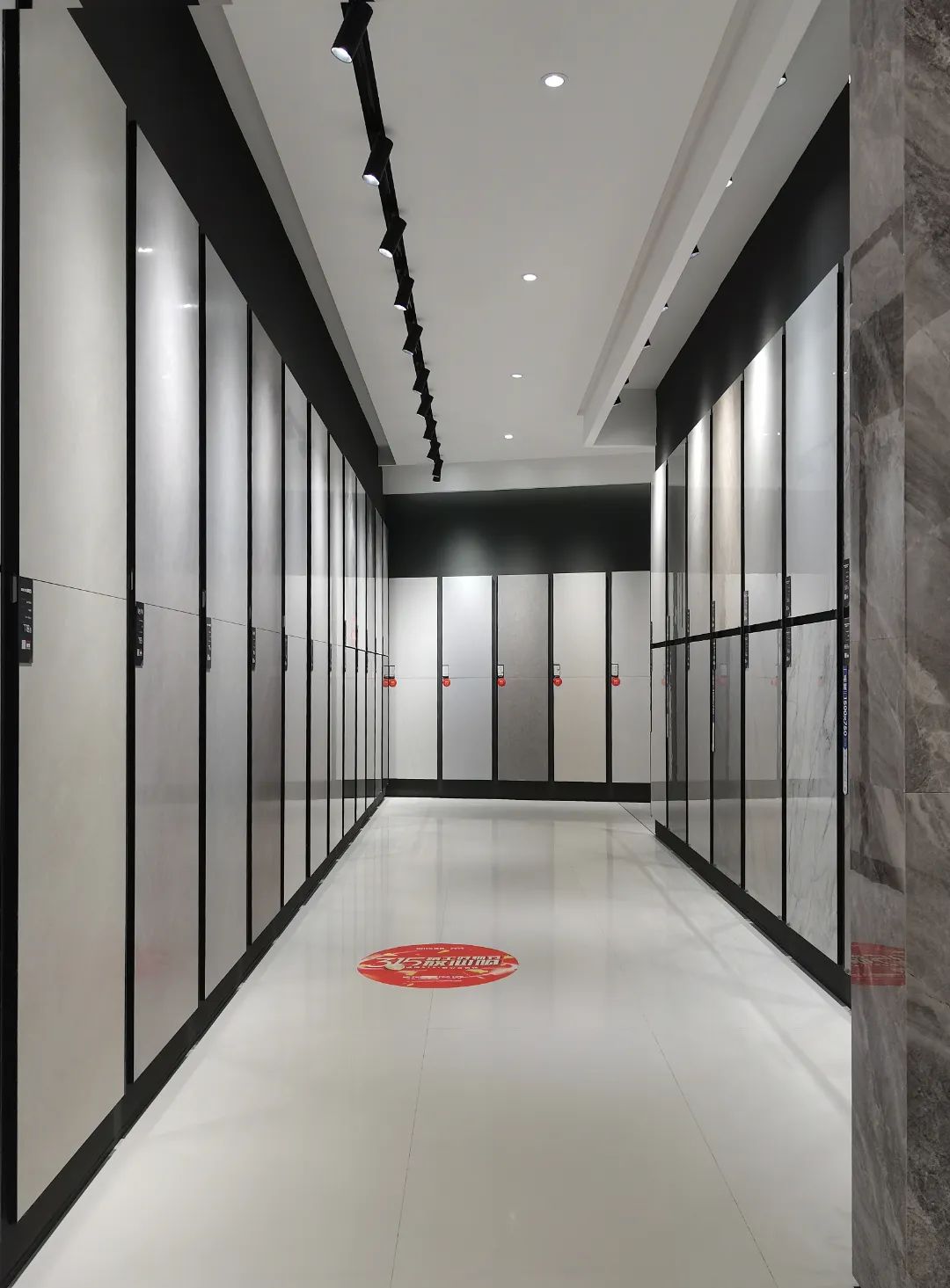 終端風采 | 強輝淮南旗艦店，中性格調，以藝術裝點設計(圖10)