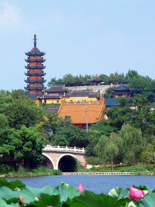 終端風(fēng)采 | 強輝福州旗艦店，邂逅愜意如詩的藝術(shù)空間(圖2)