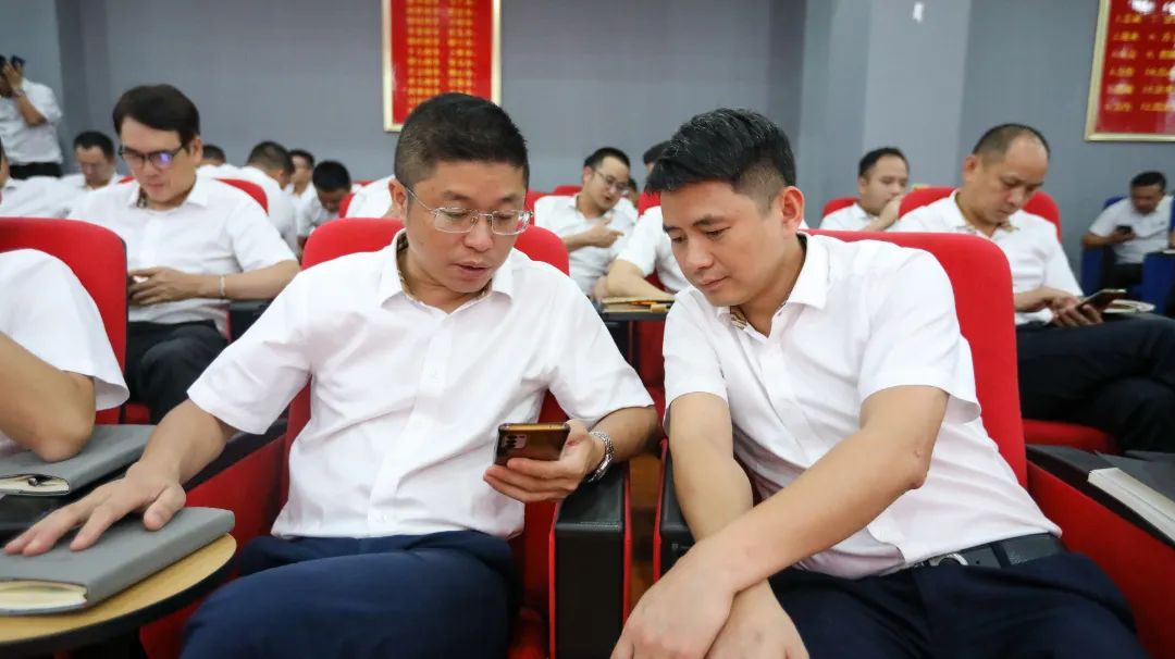 這一次，我們玩大的 | 強輝金九銀十無界增長營銷大會復盤會議順利舉辦(圖13)